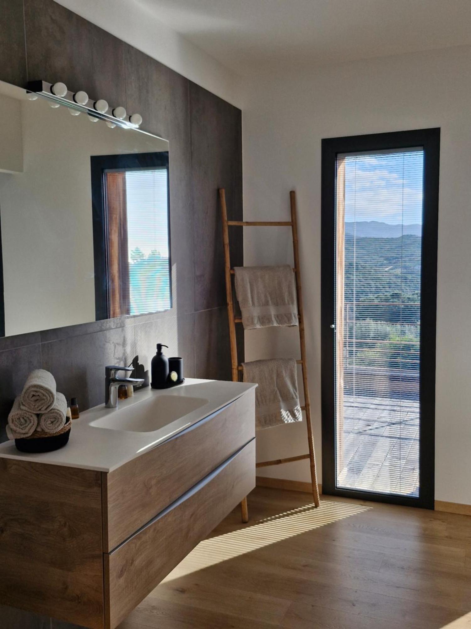 Nouveaute! Magnifique Villa A 2 Minutes Des Plus Belles Plages De La Rive Sud Porticcio  Luaran gambar